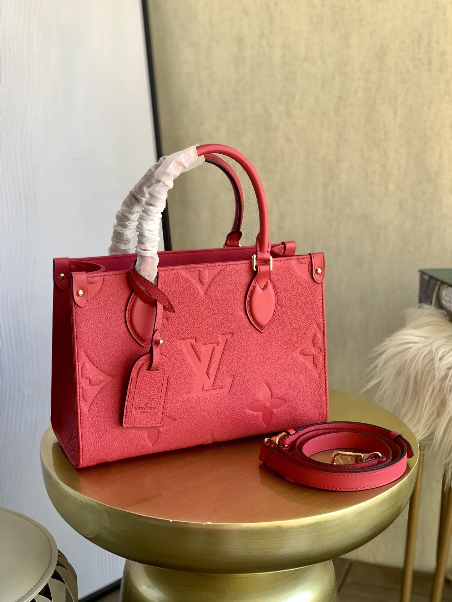 LV M45660 ONTHEGO PM小號手袋-玫紅色