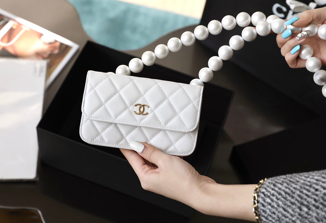 Chanel 珍珠鏈條小包