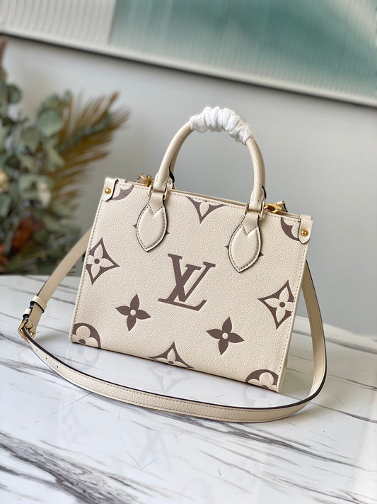 LV M45654 奶白淡粉 Onthego PM