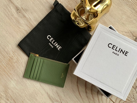 Celine 粒面小牛皮拉鍊卡包