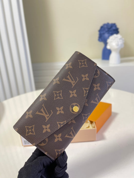 LV M60531 信封長夾-老花粉裡