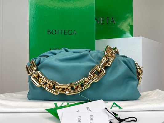 B編織- The Chain Pouch 鏈條雲朵包 31x12x16cm