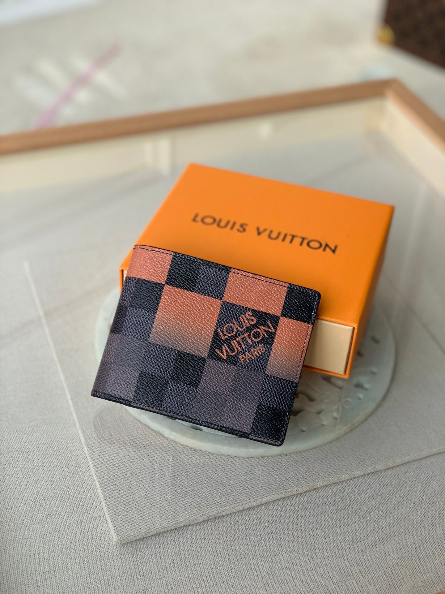 LV N60895 短夾