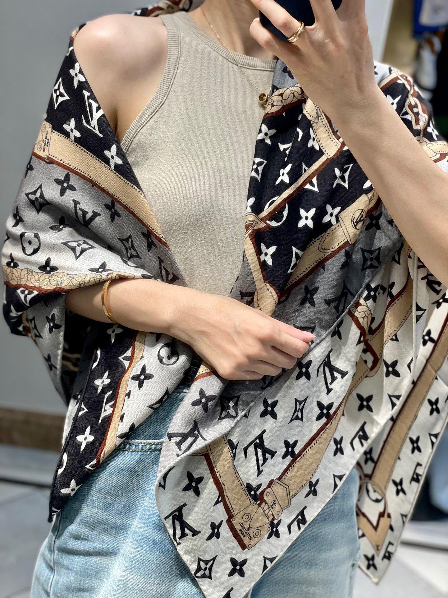 路L家-雙面同色圍巾 110*110cm baby絨級別