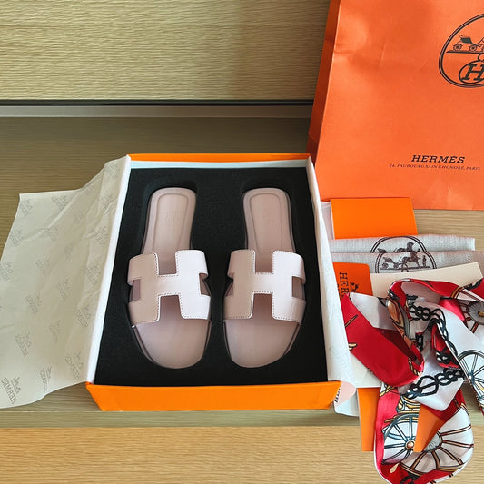 小愛款-經典H拖鞋 純色皮面 全包中底 淡粉色