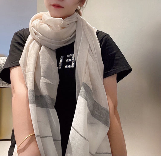 巴B家-波紋肌理羊絨圍巾 105*180cm 杏色