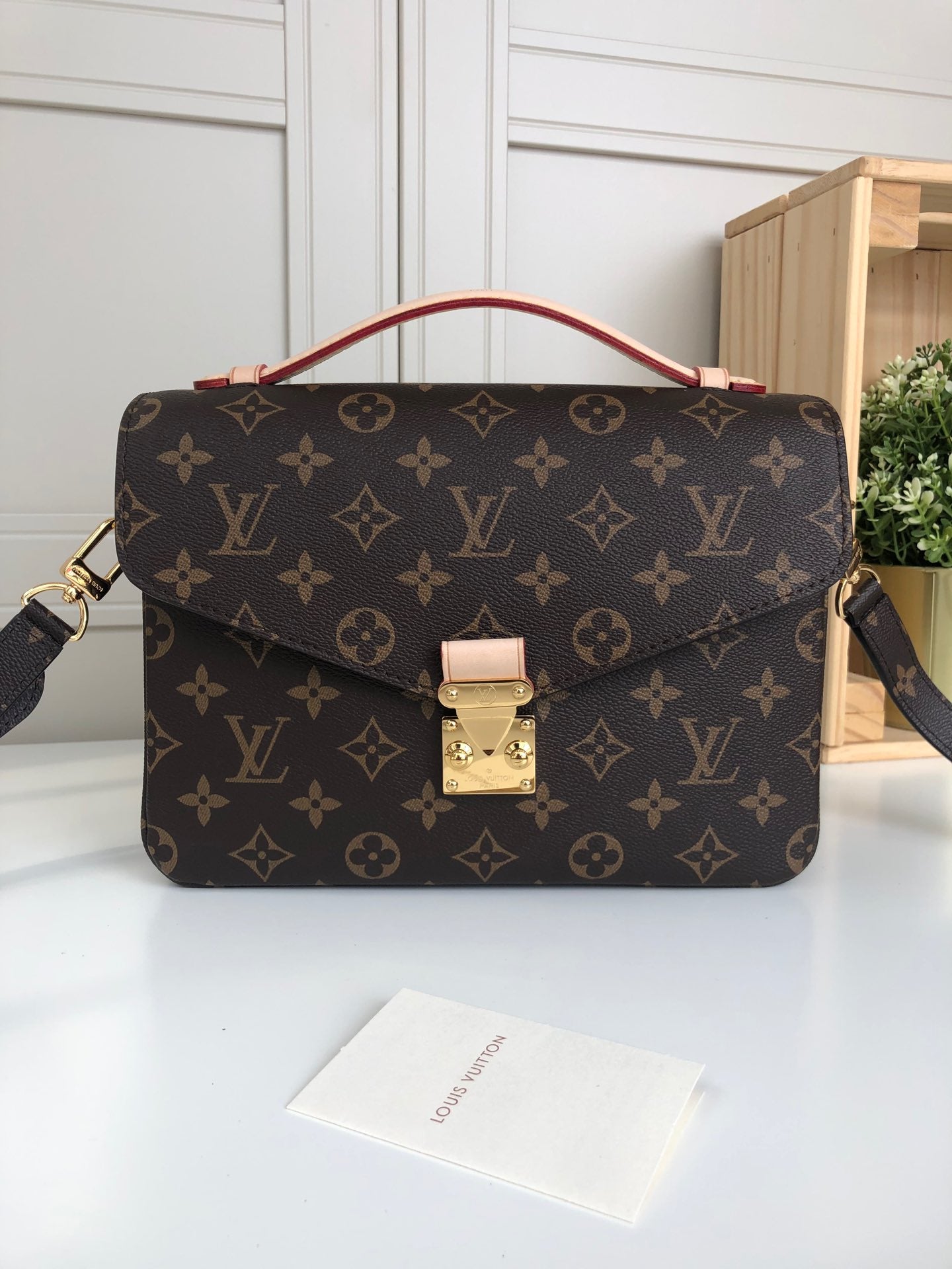 M40780 路L家-Pochette Métis手袋 郵差包