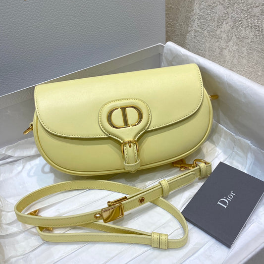 Dior Bobby系列 East-Wes 腋下包 米黃色