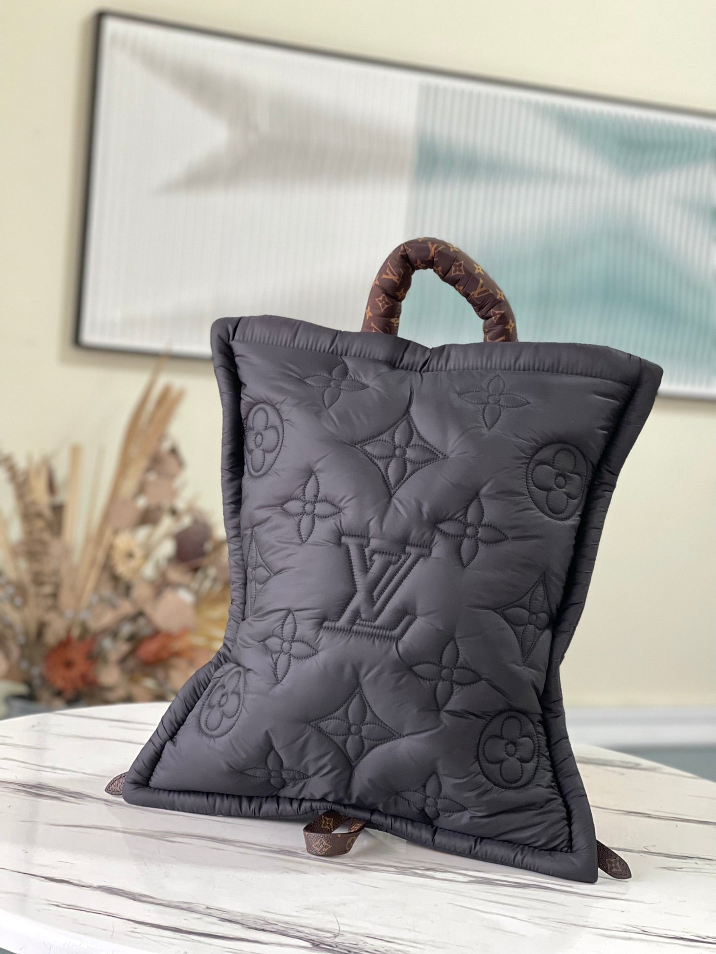 M58981 路L家-Pillow 系列雙肩包選取