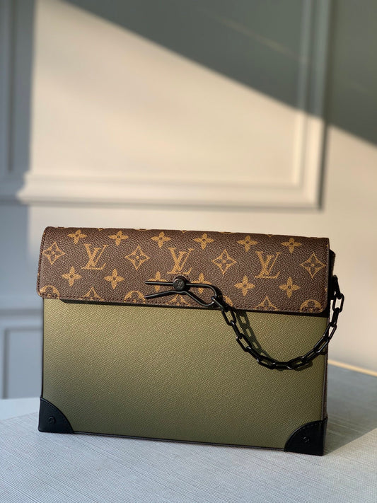 LV M30583 Pochette Voyage Steamer手拿包 墨綠色