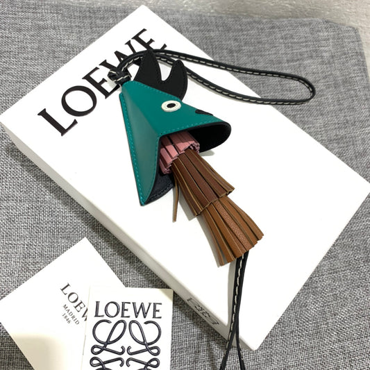 Loewe 包包掛飾