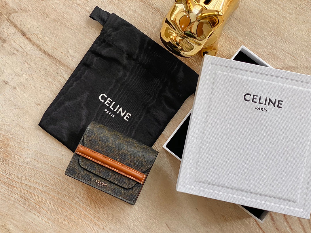 熱銷款 Celine TRIOMPHE人造革和羊皮革名片夾／卡包