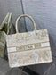 Dior Book Tote-小號36.5cm-金色老虎 聖誕限定