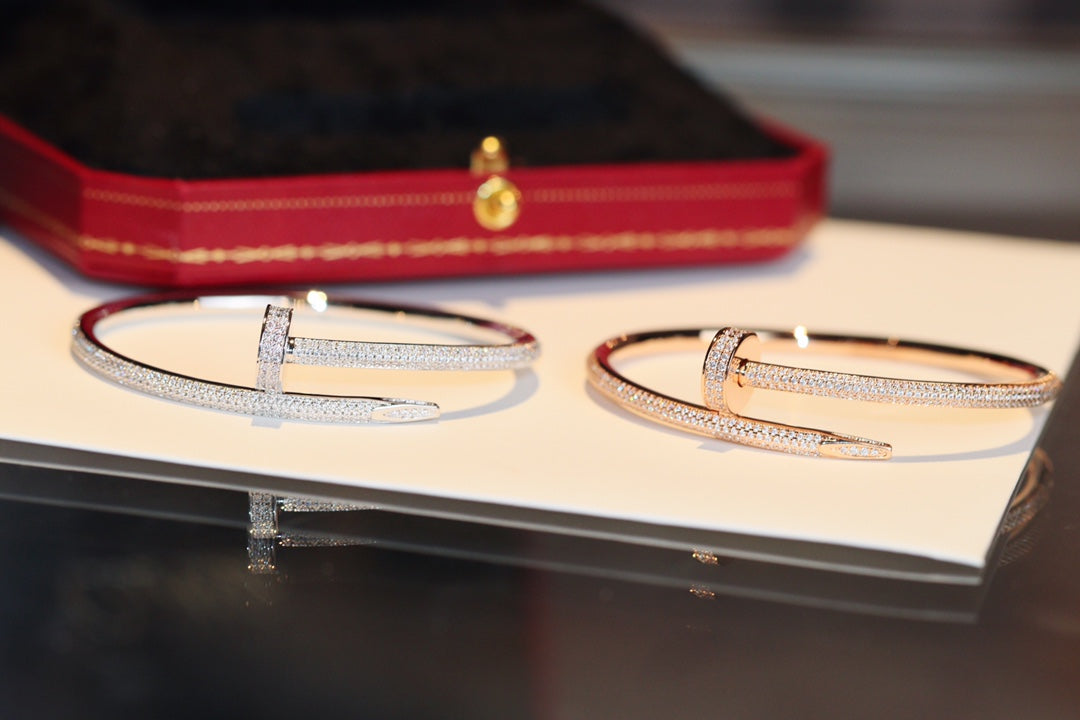 Cartier 滿鑽釘子手鐲-玫瑰金/白金-滿鑽