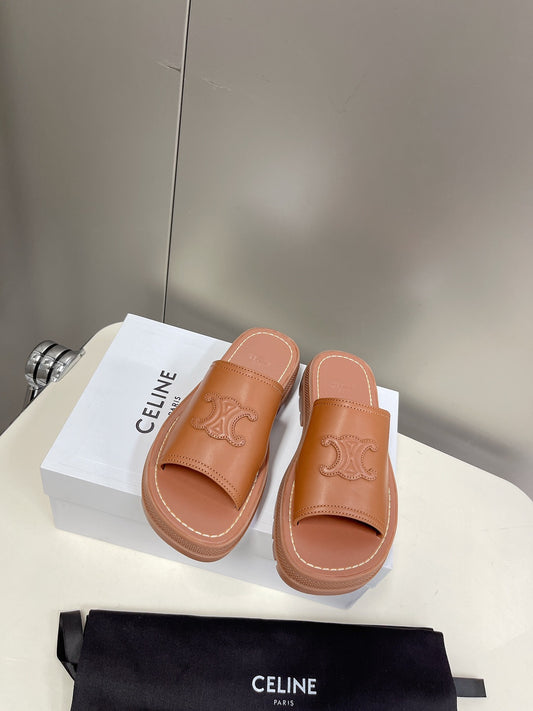 賽C家-22SS 牛皮壓印工藝拖鞋 35-40（41訂製）