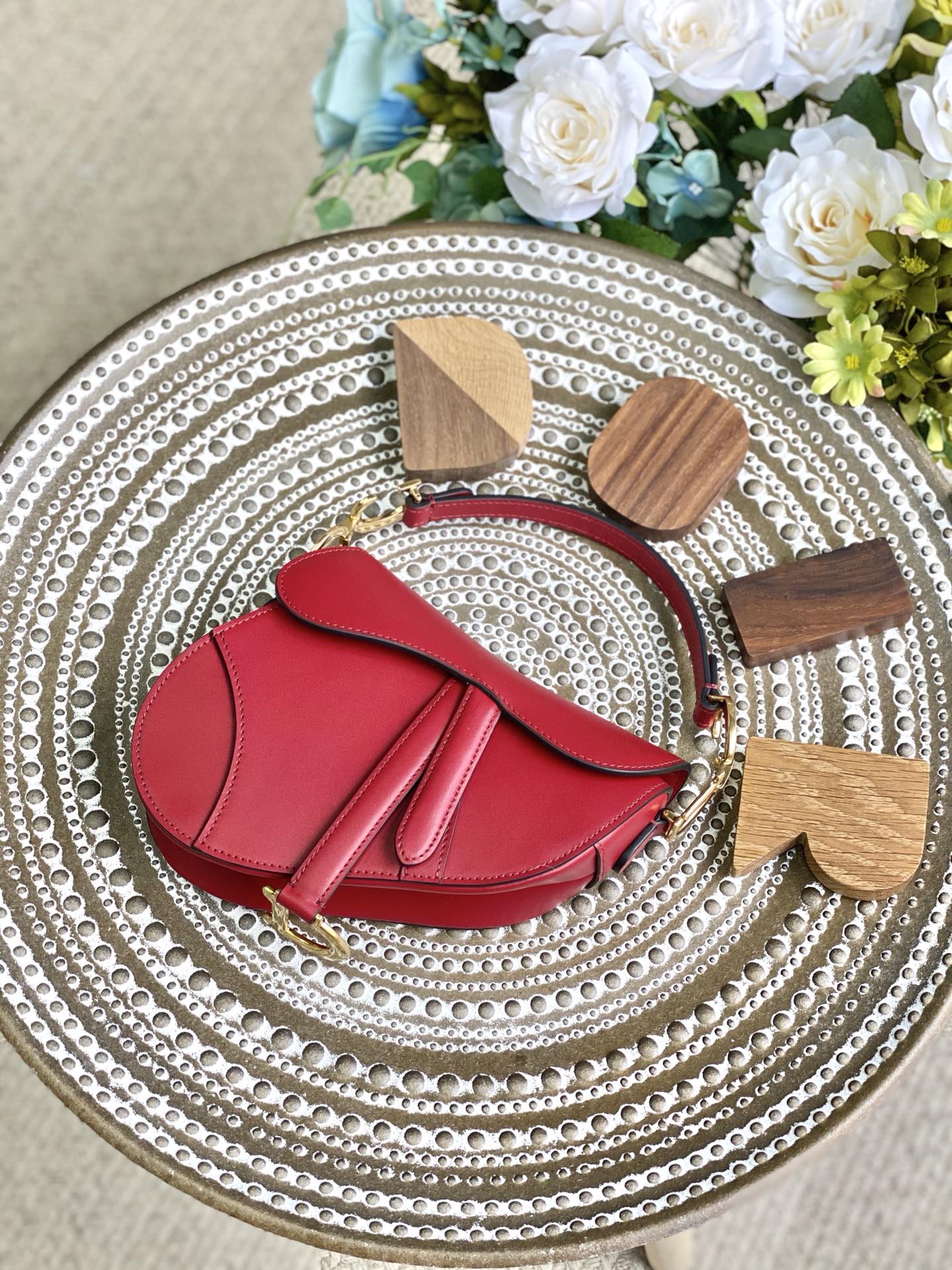 Dior Saddle 馬鞍包-平紋-小號大紅色-19.5cm