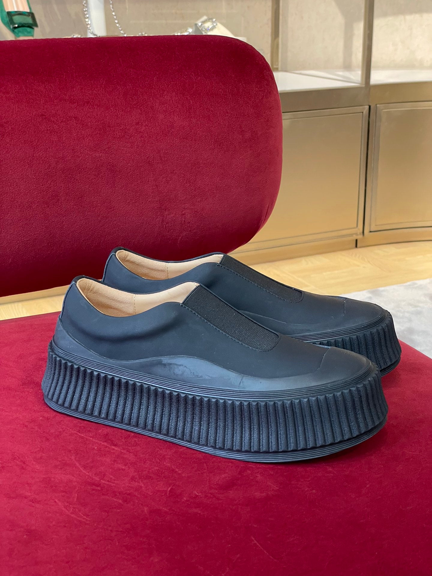 JIL SANDER-經典小牛皮餅乾鞋 黑色