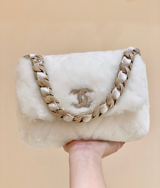 Chanel 剪羊毛鑽鏈包