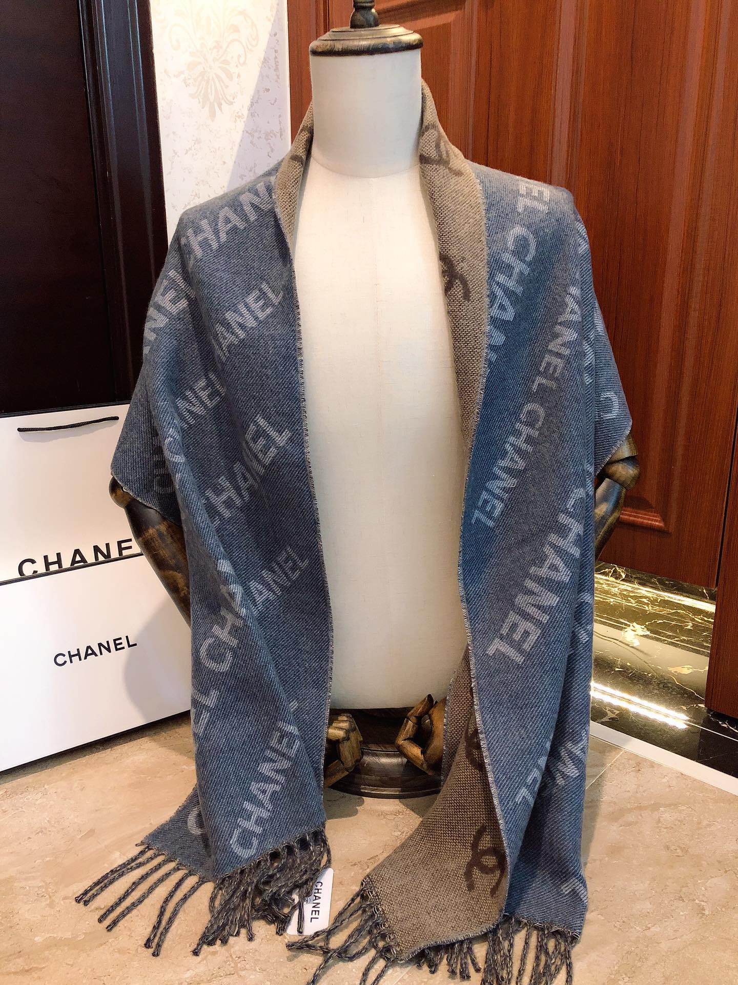 小香家-雙面字母圍巾 38*190cm
