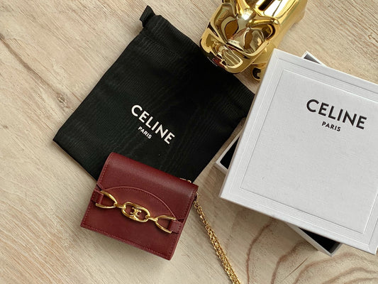 Celine 亮澤牛皮革鏈條卡包