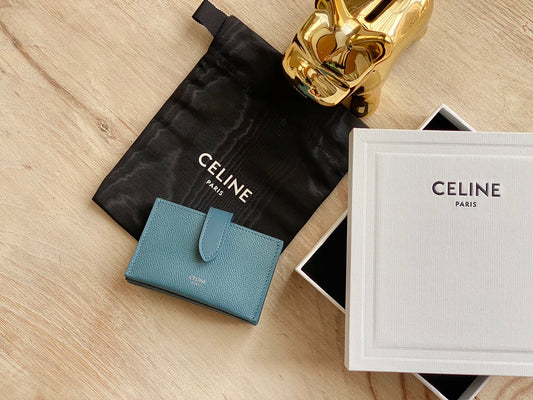 Celine 粒面牛皮風琴卡包