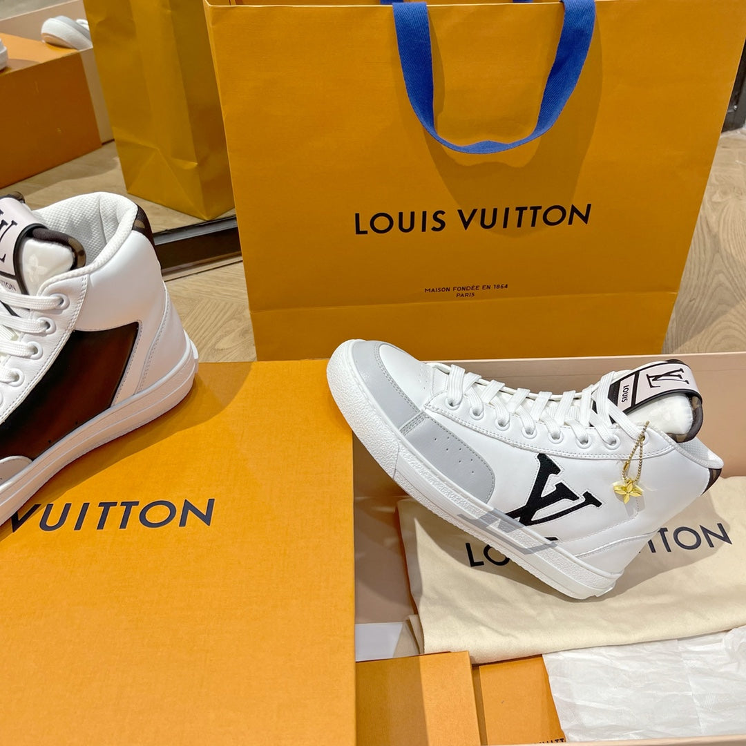LV鞋-LV Trainer 高筒 運動鞋休閒鞋 灰白款