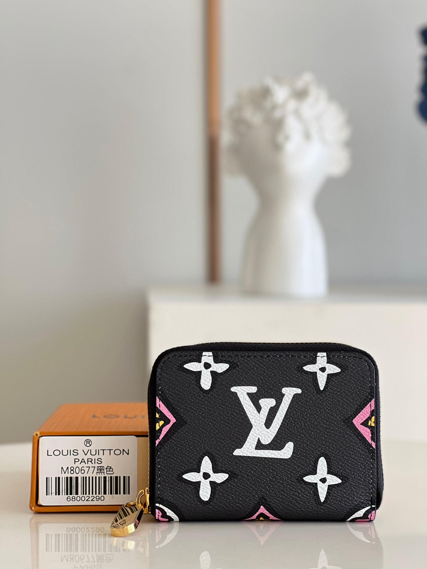LV M80677 黑色豹紋拉鍊卡包