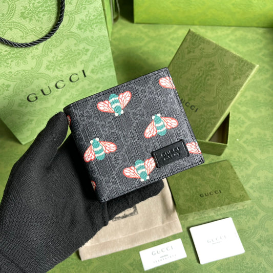 Gucci 最新款蜜蜂短夾