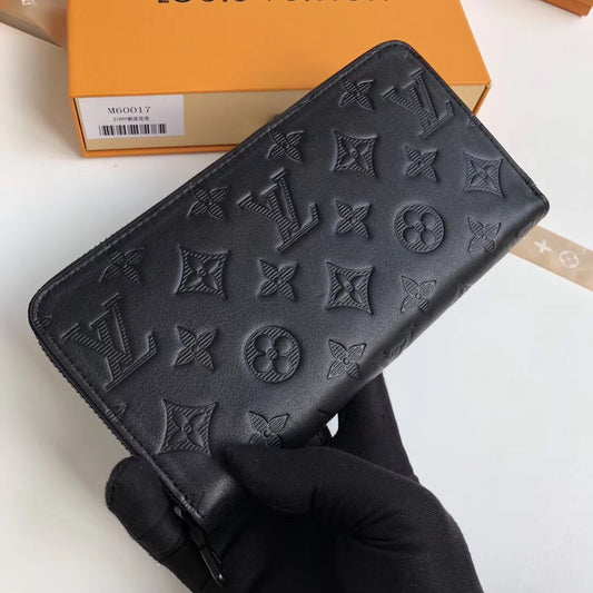LV M60017 拉鍊長夾