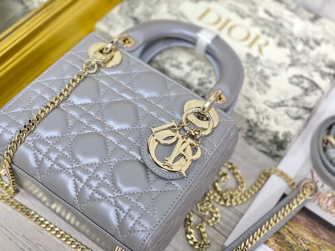 Dior-Mini Lady Dior手袋-三格黛妃-17cm-珠光灰金扣