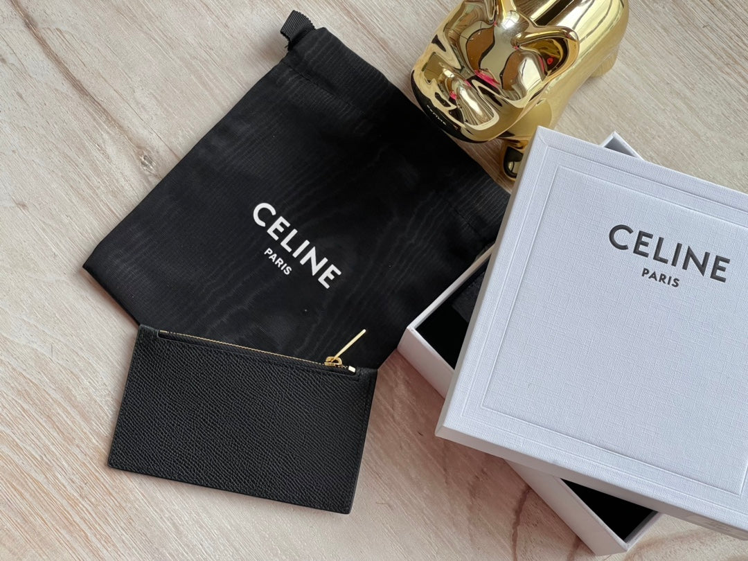 Celine 粒面小牛皮拉鍊卡包-黑色