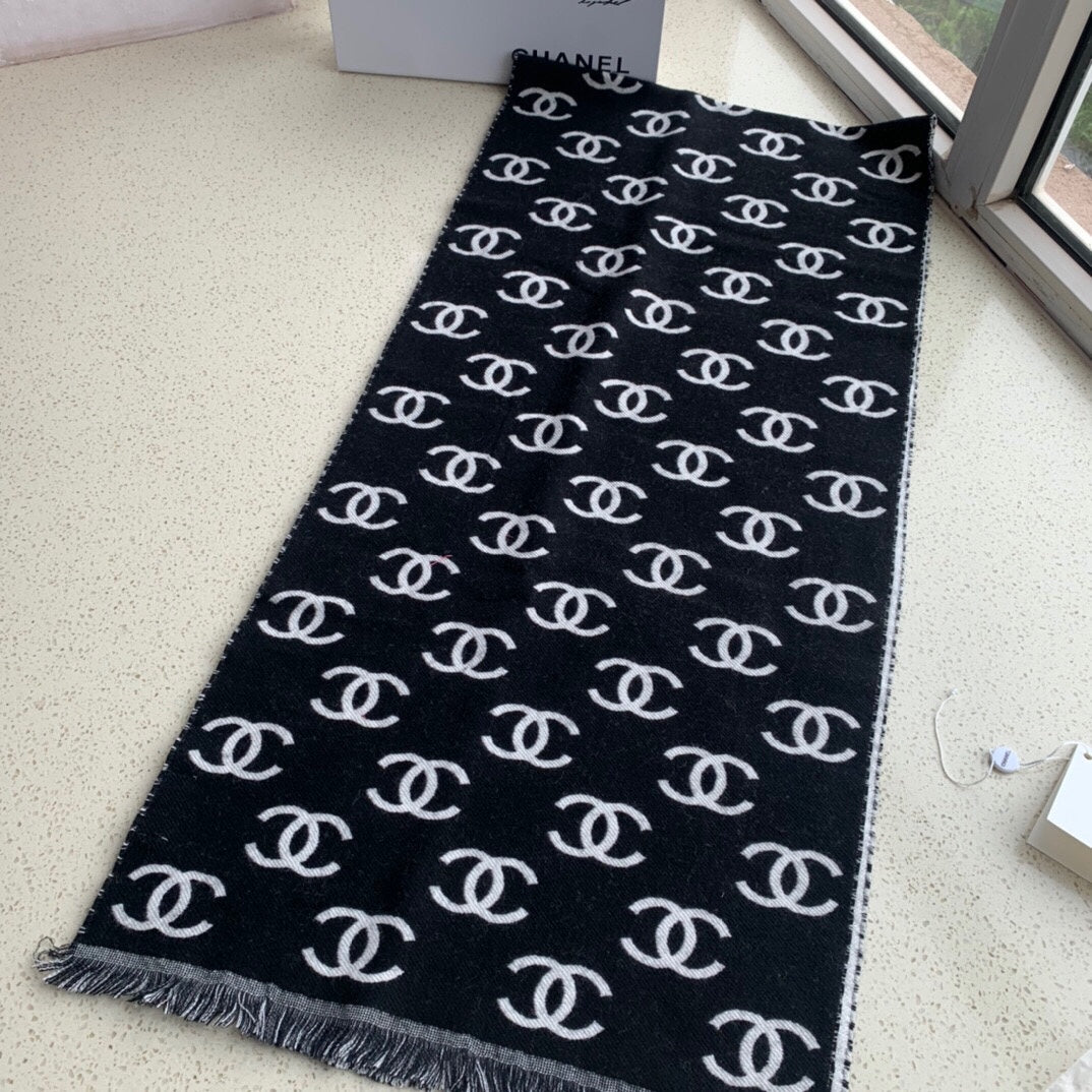 小香家-黑白LOGO圍巾-100%羊絨-36*180cm
