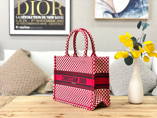 Dior Book Tote-小號36.5cm-刺繡波點