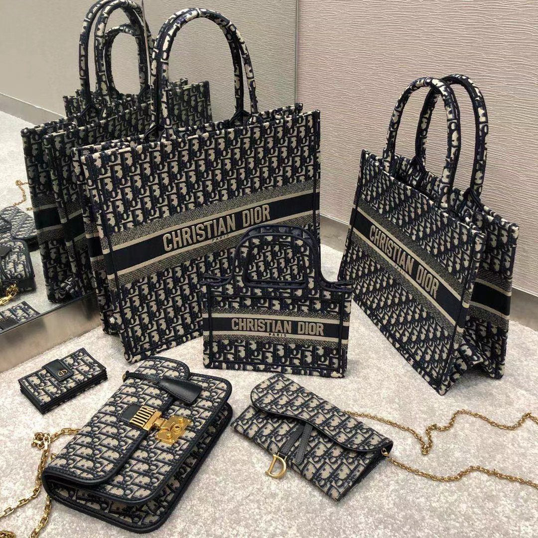 Dior 老花系列集合圖