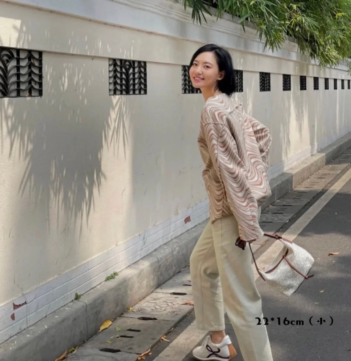 羅L威-Cubi飯盒包 小號