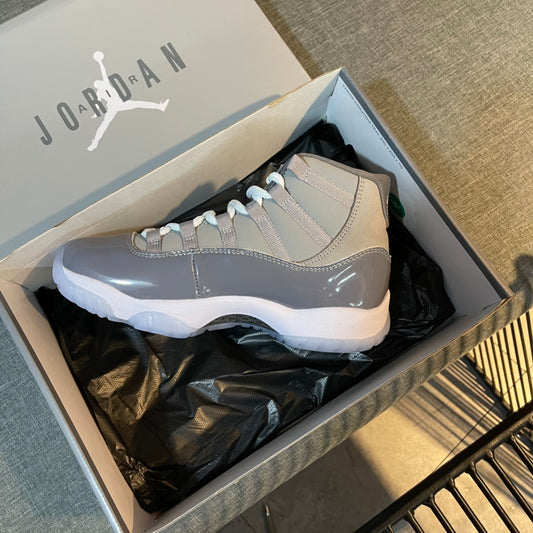 N1K-AJ11 籃球鞋 運動鞋 灰色