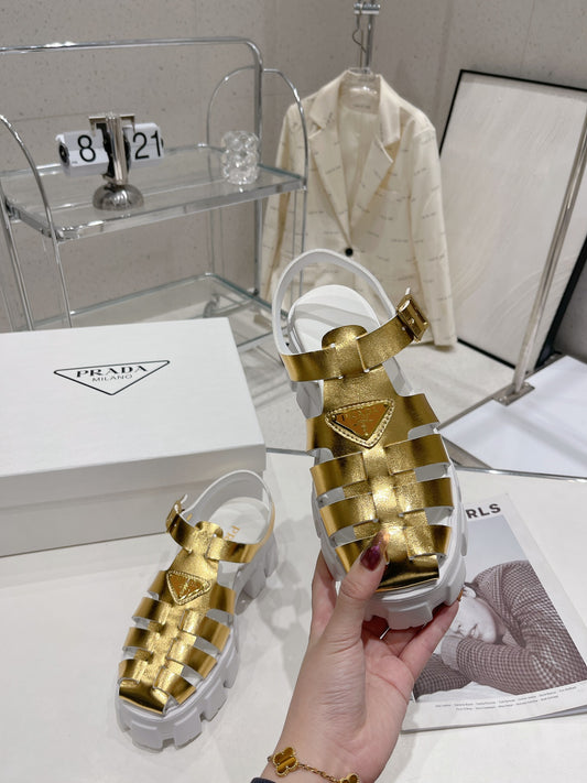 普P家-2022春夏新款 厚底涼鞋 金色