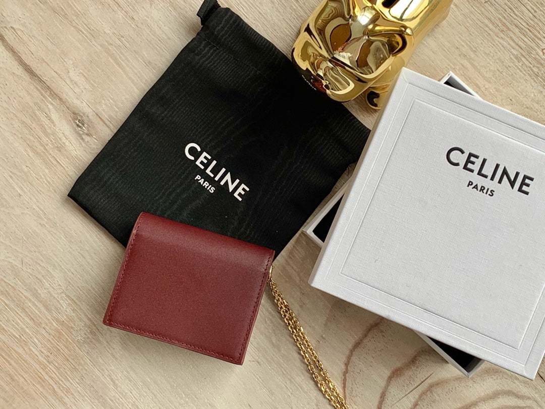 Celine 亮澤牛皮革鏈條卡包