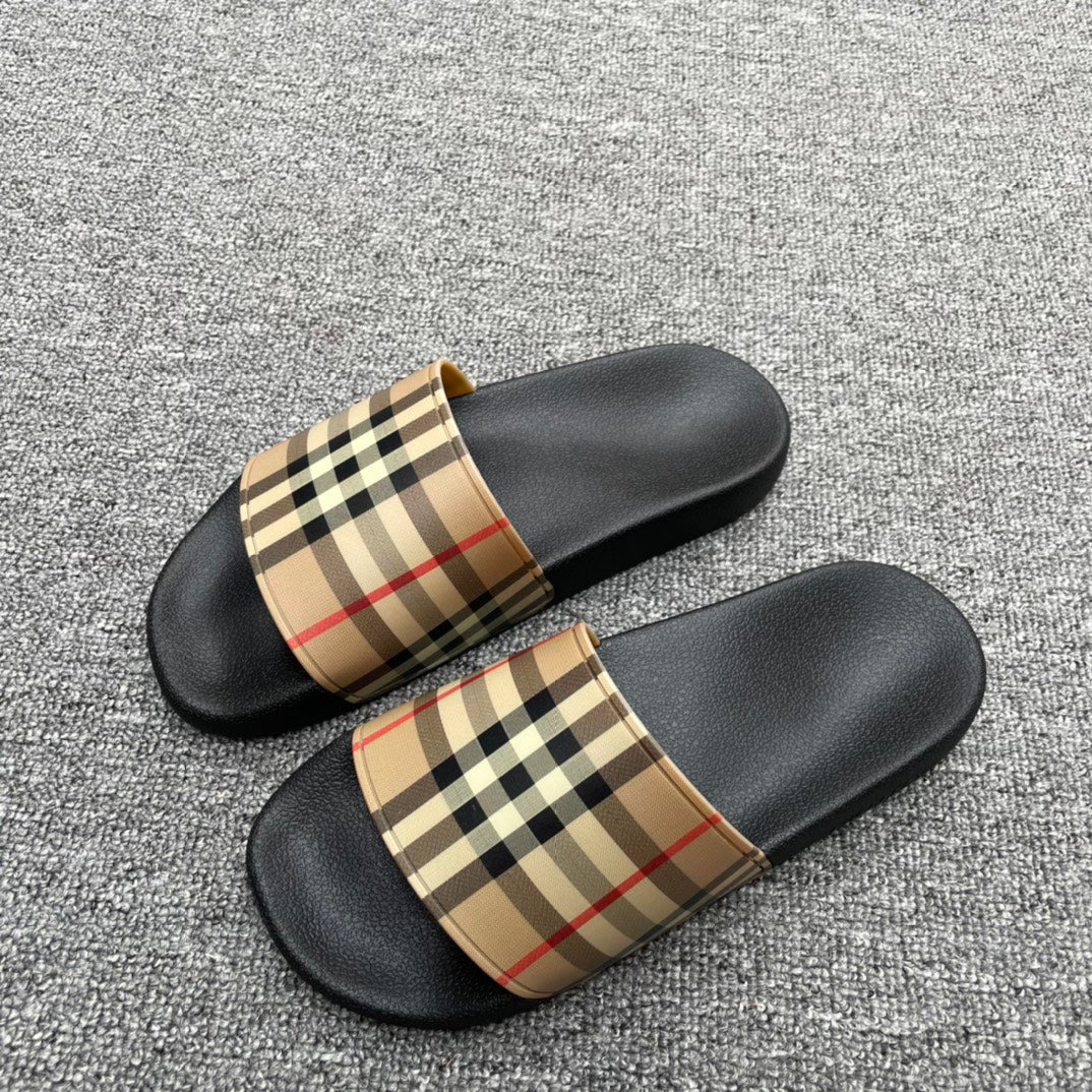 Bur-經典格紋拖鞋 咖色