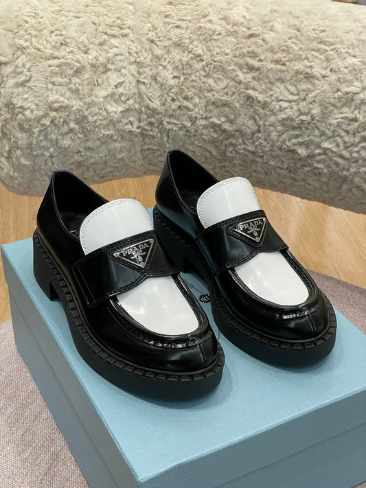 Prada 鞋-Prada 厚底樂福鞋(黑白)