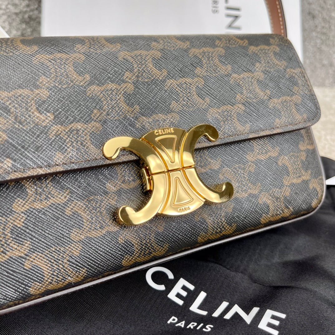 賽C家-TRIOMPHE 標誌印花牛皮革背包 腋下包