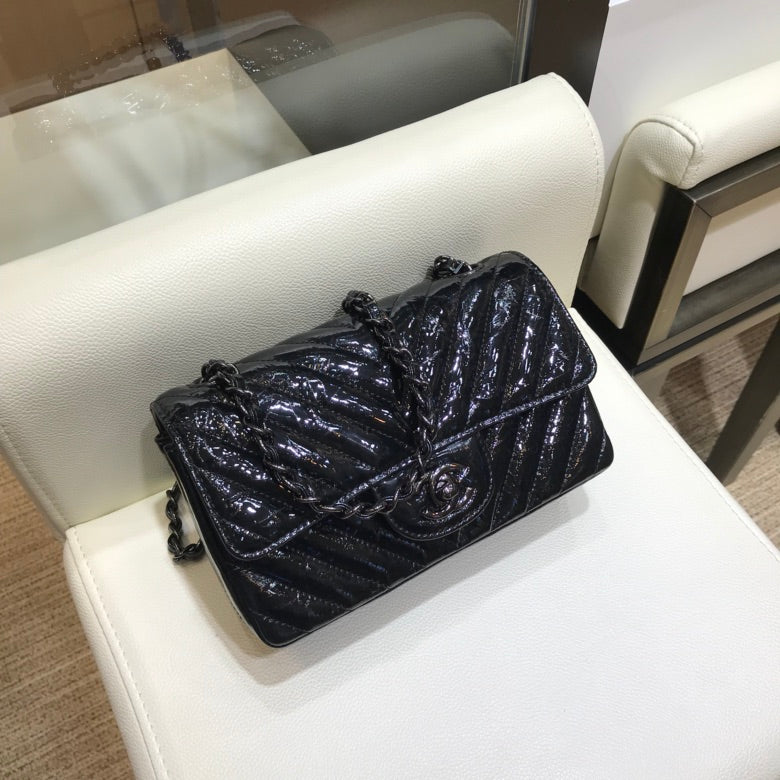 小香家-2018春夏 褶皺紋金屬皮 牛皮 CF包 20cm
