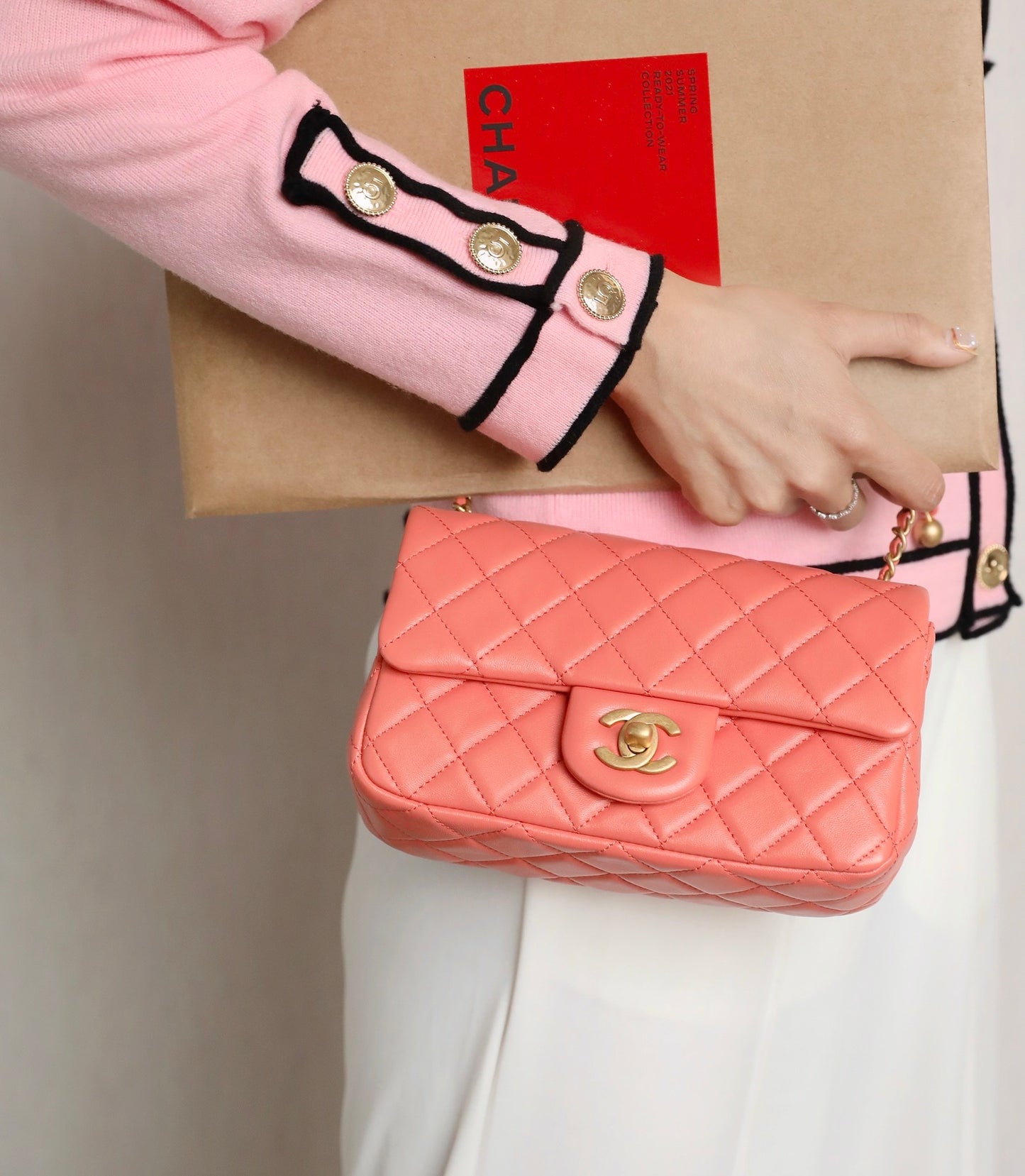 Chanel 金球CF口蓋包-珊瑚粉