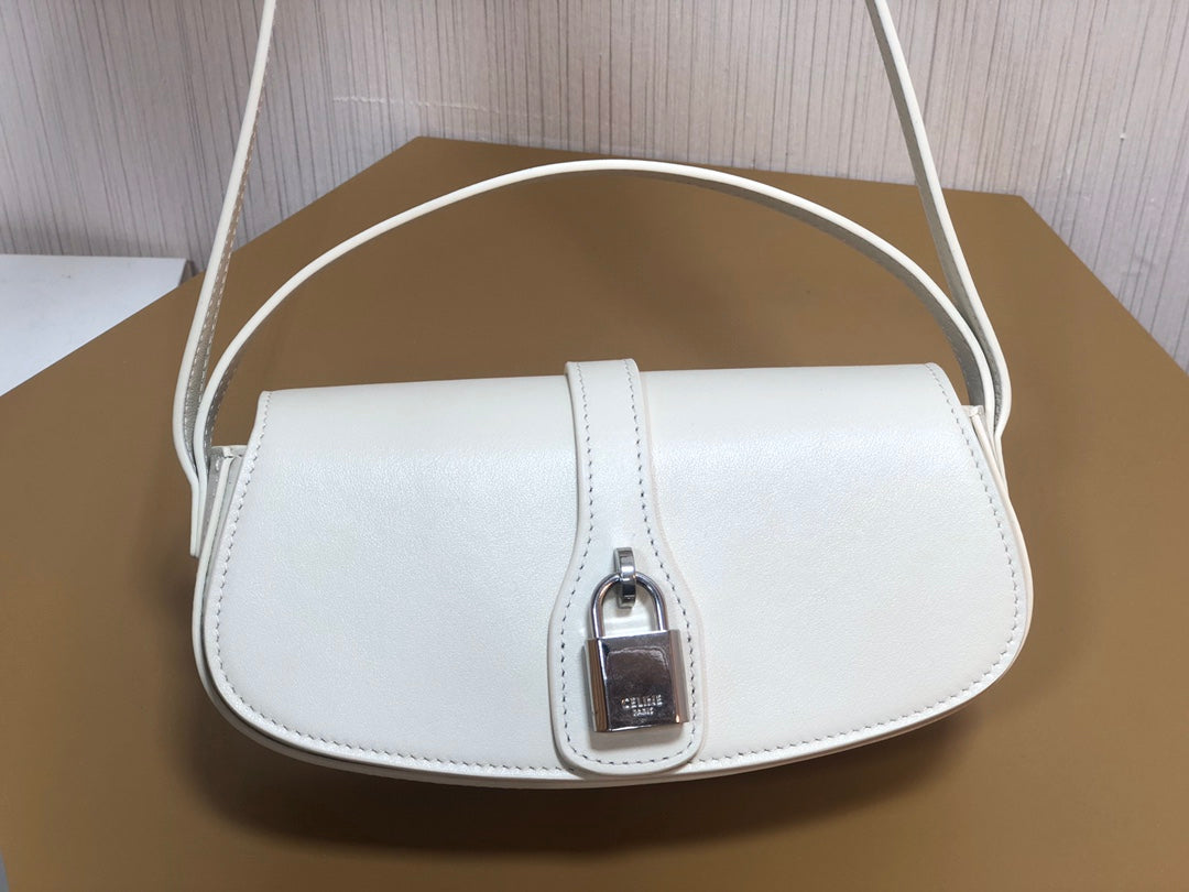 賽C家-Mini Tabou Clutch 鎖頭飾腋下包 白色 平纹牛皮革