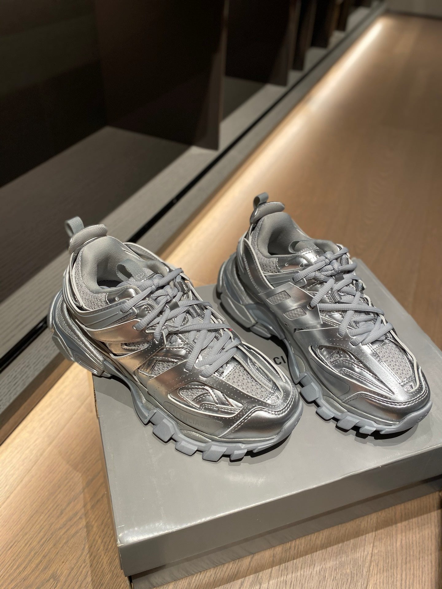Balenciaga 巴黎世家-老爹鞋