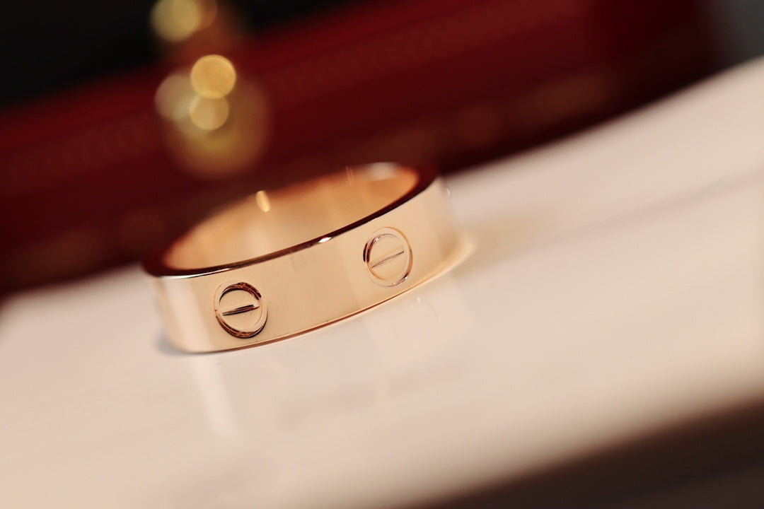 Cartier Love 寬版戒指-玫瑰金/白金/黃金-無鑽版