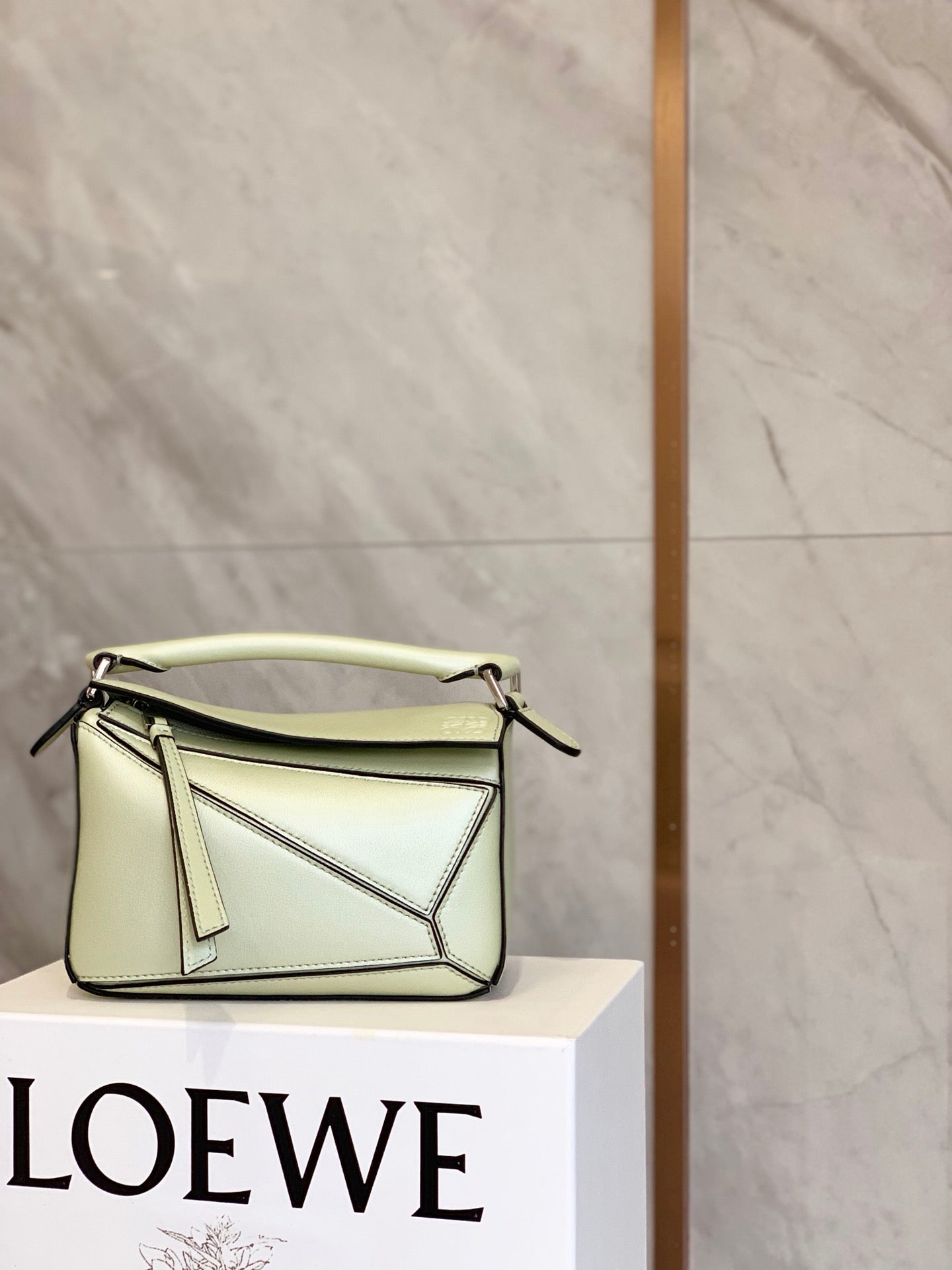 羅L威-Puzzle bag mini 小牛皮