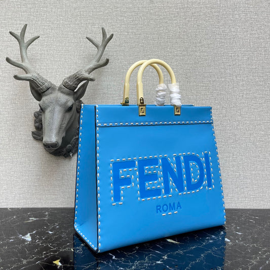 芬F家-Fendi Sunshine-中號藍色燙印牛皮手提袋