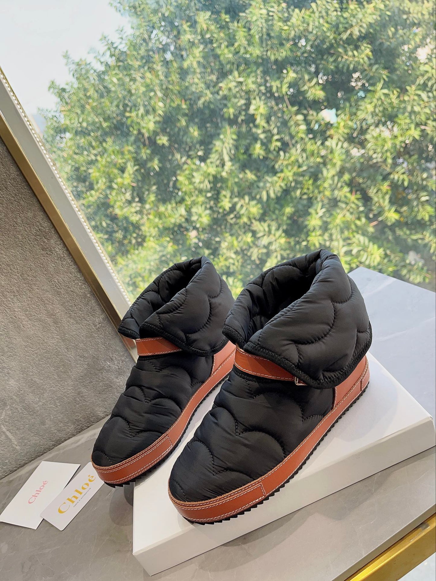克羅C-2022早春款 羽絨雪地靴 黑色