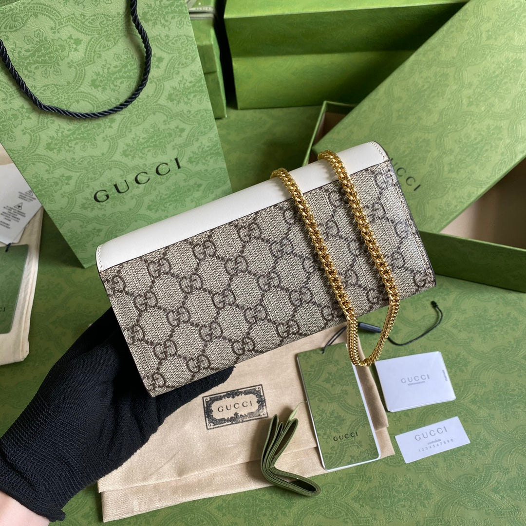 Gucci 鎖扣鏈條包 長夾
